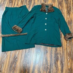 Vintage Lily & Taylor Green Skirt Suit Wool Mink Trim Crystal Buttons Size 14